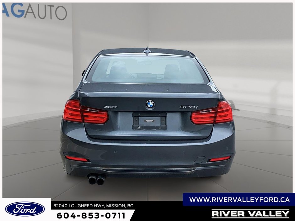 2013 BMW 3 Series 328i xDrive-2