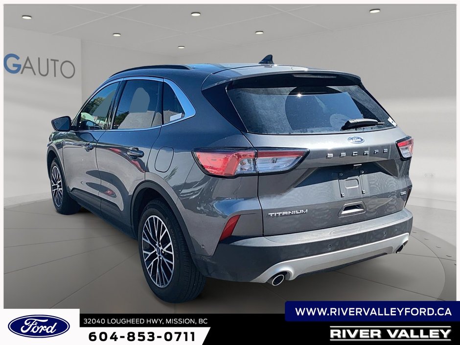 2022 Ford Escape Plug-In Hybrid Titanium-3