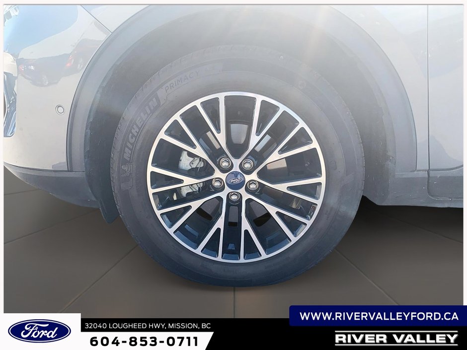 2022 Ford Escape Plug-In Hybrid Titanium-5