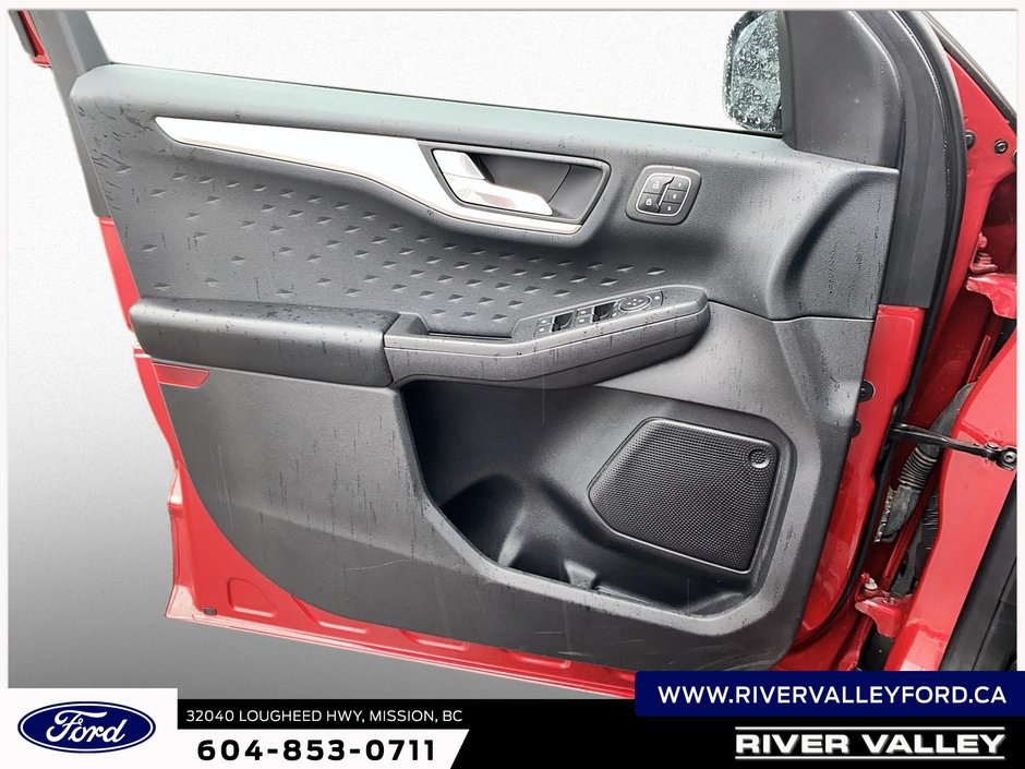 2020 Ford Escape SEL-8