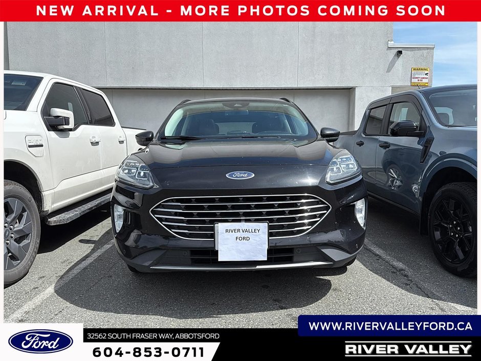 2022 Ford Escape Titanium Hybrid-1