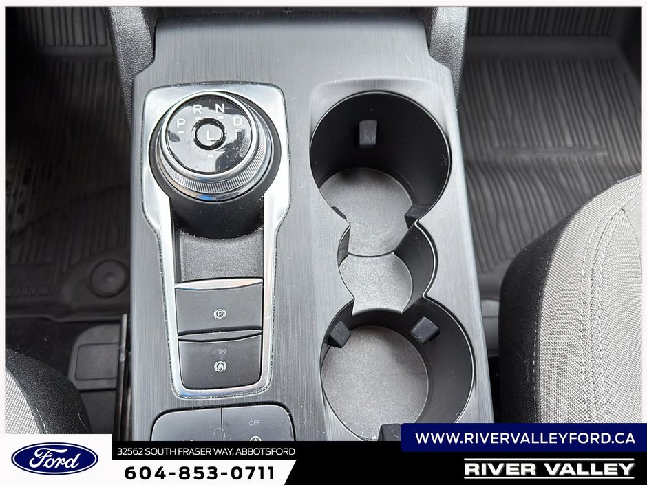 2022 Ford Escape SE-13