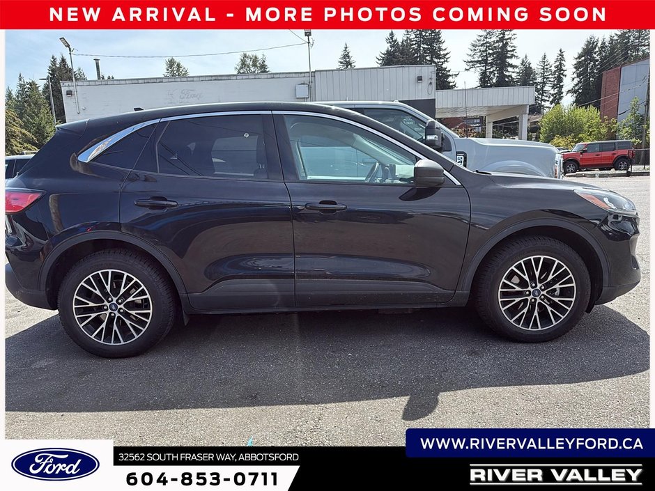 2022 Ford Escape SE Plug-In Hybrid-2