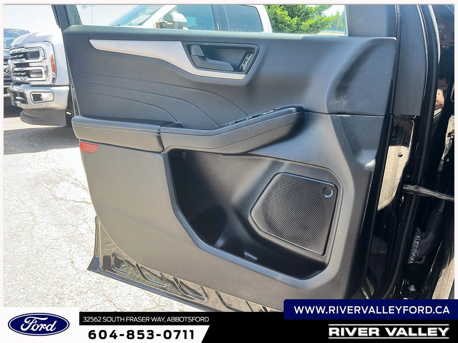 2022 Ford Escape SE-8