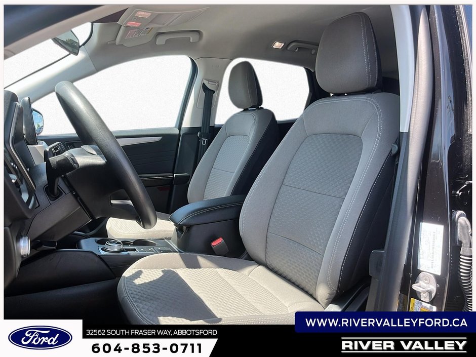 2022 Ford Escape SE-6