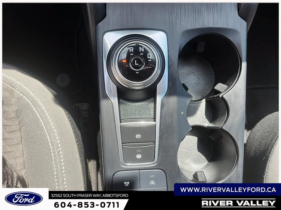 2022 Ford Escape SE-11