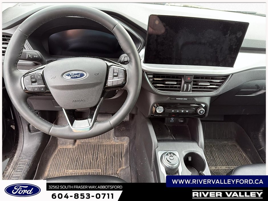 2023 Ford Escape Platinum-10