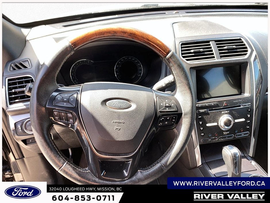 2017 Ford Explorer Platinum-9