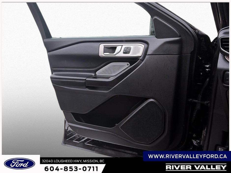 2020 Ford Explorer Platinum-9