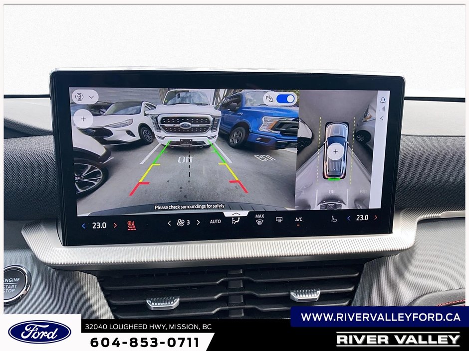 2025 Ford Explorer ST-15