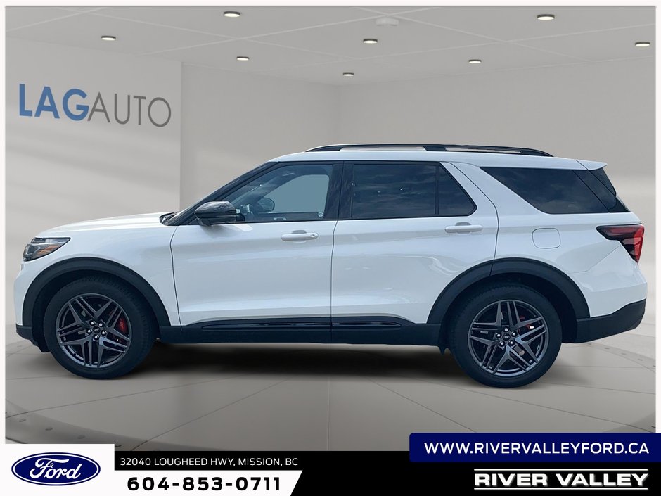 2025 Ford Explorer ST-5