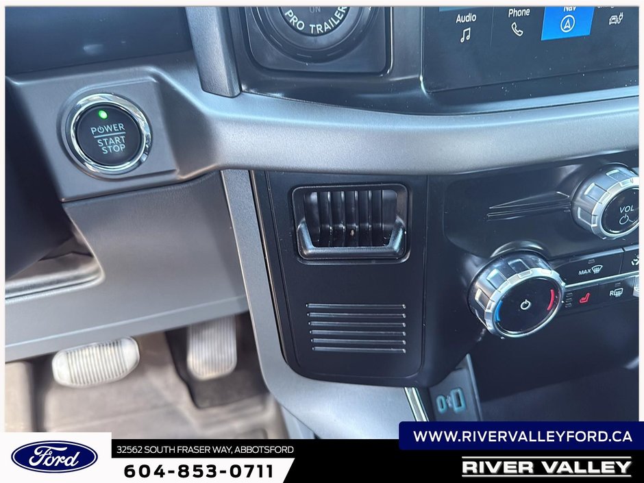 2024 Ford F-150 Lightning XLT-12