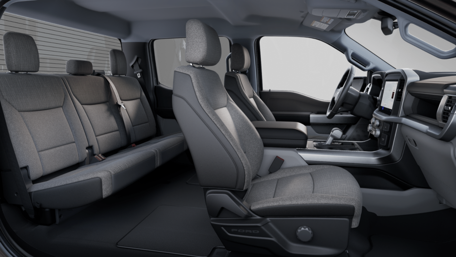 2025 Ford F-150 Lightning XLT-5