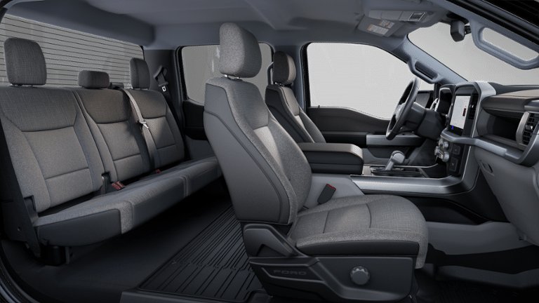 2025 Ford F-150 Lightning XLT-5