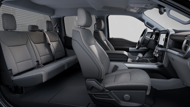 2025 Ford F-150 Lightning XLT-5