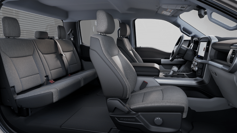 2025 Ford F-150 Lightning XLT-5