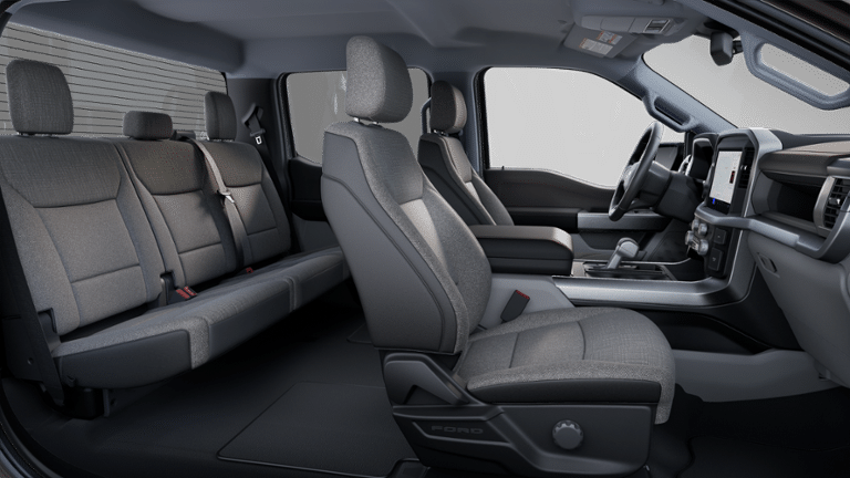 2025 Ford F-150 Lightning XLT-5