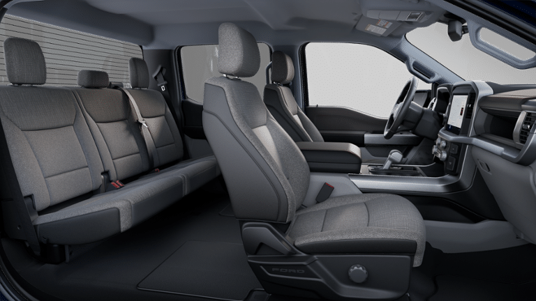 2025 Ford F-150 Lightning XLT-5