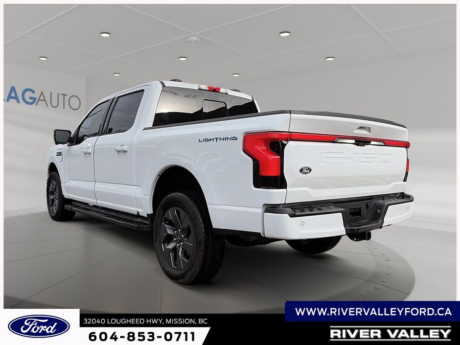 2025 Ford F-150 Lightning Lariat-3