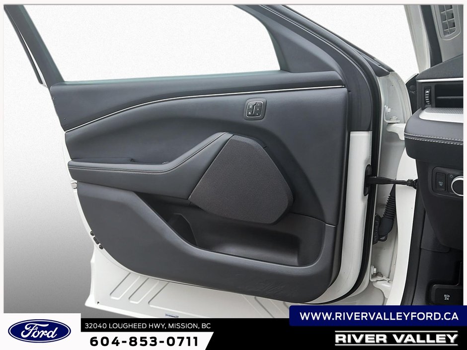 2021 Ford Mustang Mach-E Select-9