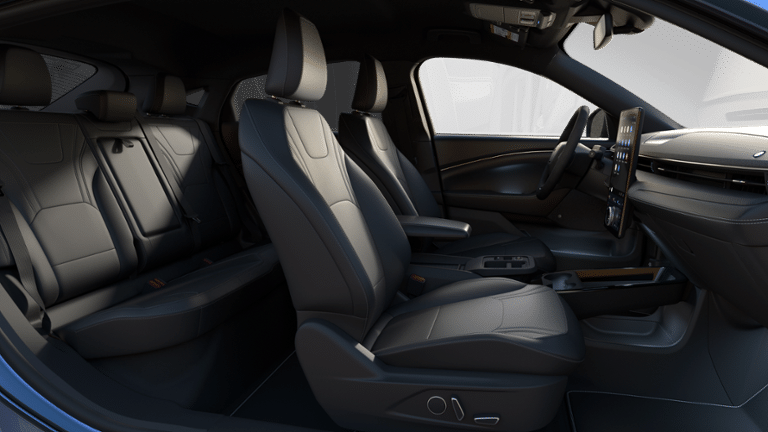 2025 Ford Mustang Mach-E Premium-5
