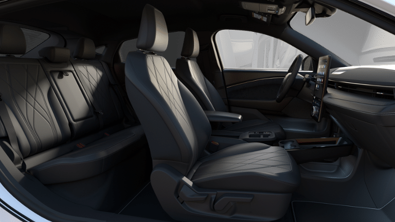 2025 Ford Mustang Mach-E Select-4