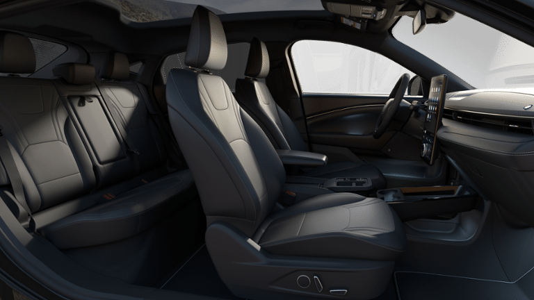 2025 Ford Mustang Mach-E Premium-5