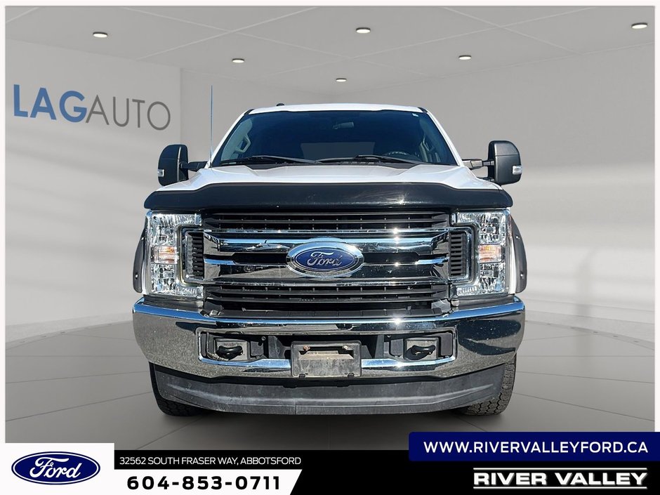 2017 Ford Super Duty F-350 SRW XLT-1