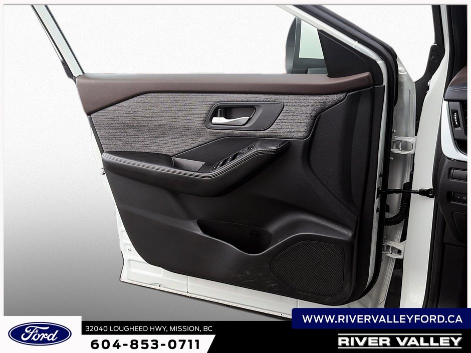 2023 Nissan Rogue SV-8