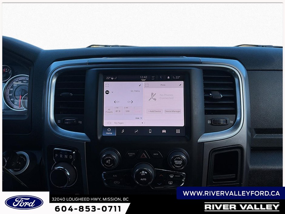 2024 Ram 1500 Classic Warlock-14