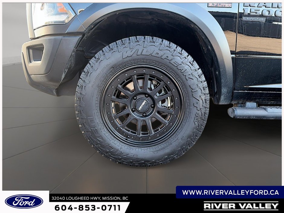 2024 Ram 1500 Classic Warlock-5