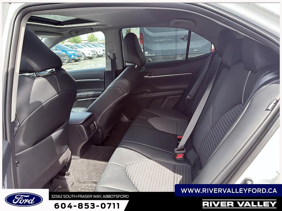 2022 Toyota Camry SE-8