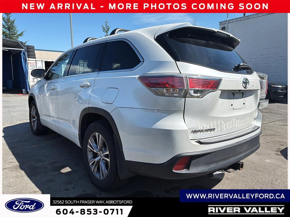 2015 Toyota Highlander LE-2
