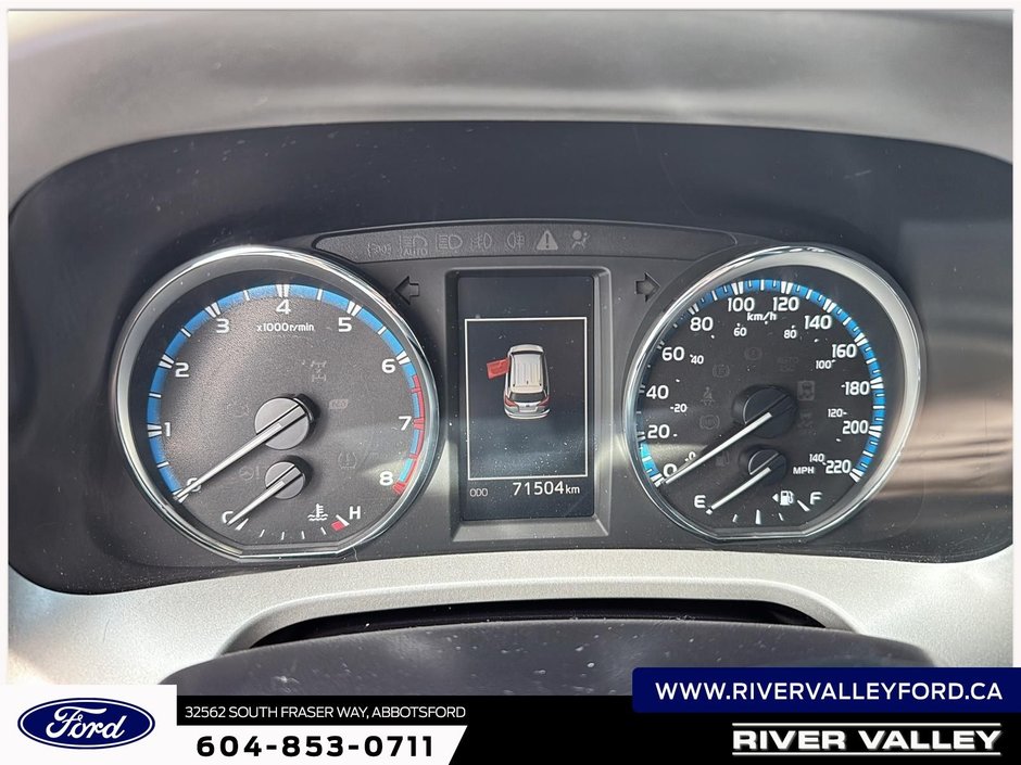 2018 Toyota RAV4 XLE-10