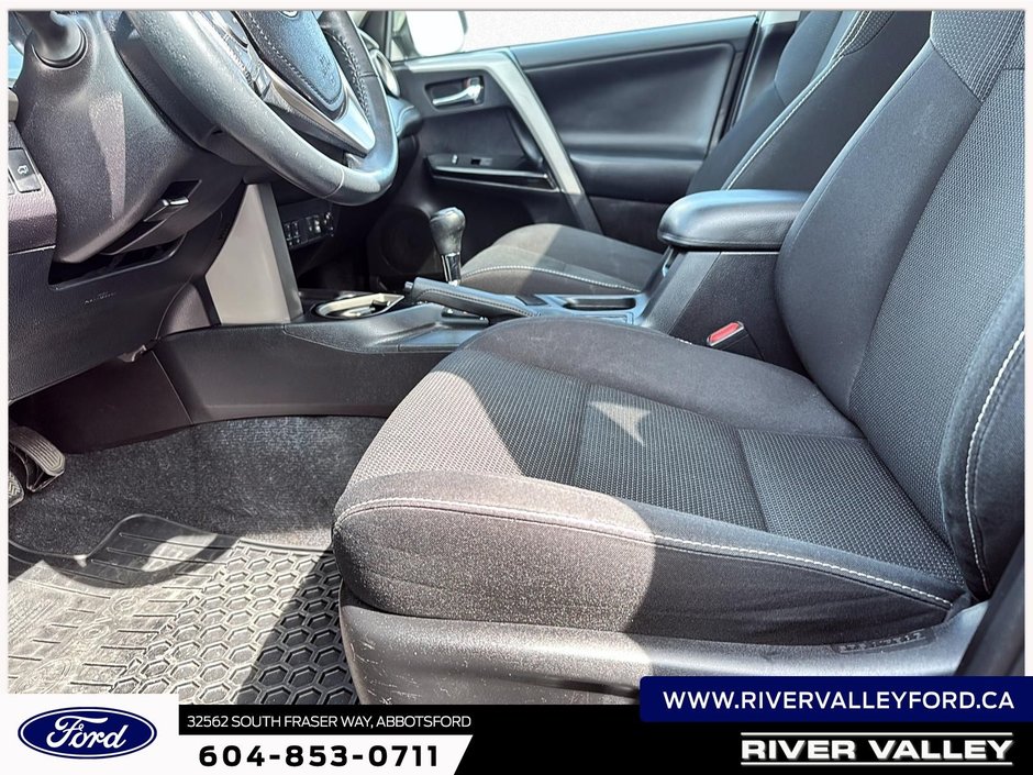 2018 Toyota RAV4 XLE-6