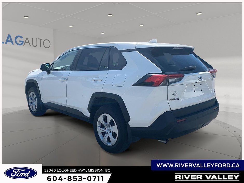 2024 Toyota RAV4 LE-3