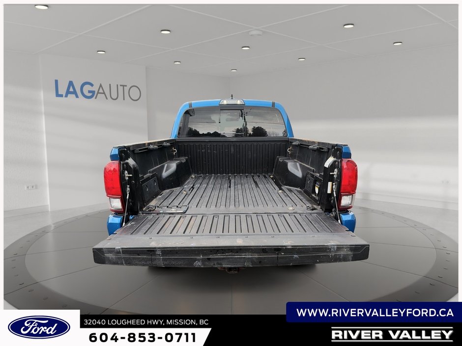 2018 Toyota Tacoma TRD Sport-13