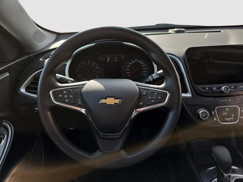 2024 Chevrolet Malibu LS-10