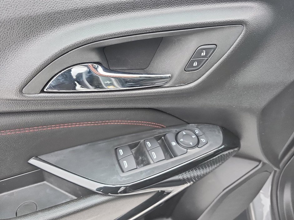 2025 Chevrolet TRAX 2RS 2WD-9