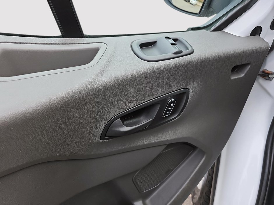 2023 Ford Transit Cargo Van T250-7