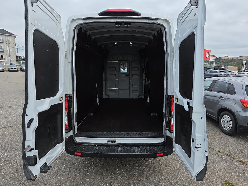 2023 Ford Transit Cargo Van T250-14
