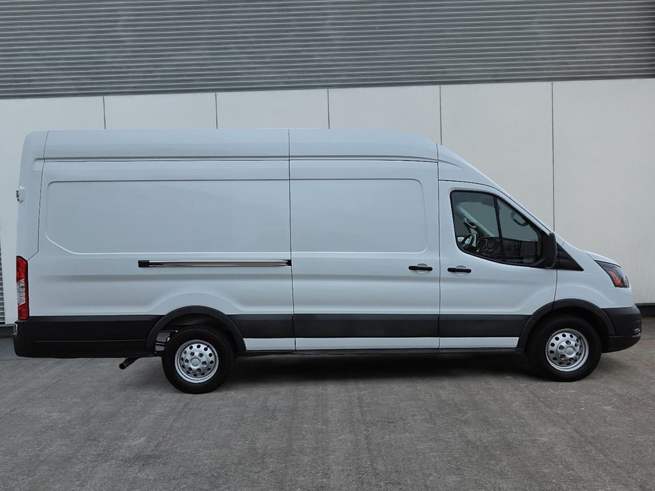 2023 Ford Transit Cargo Van T250-4