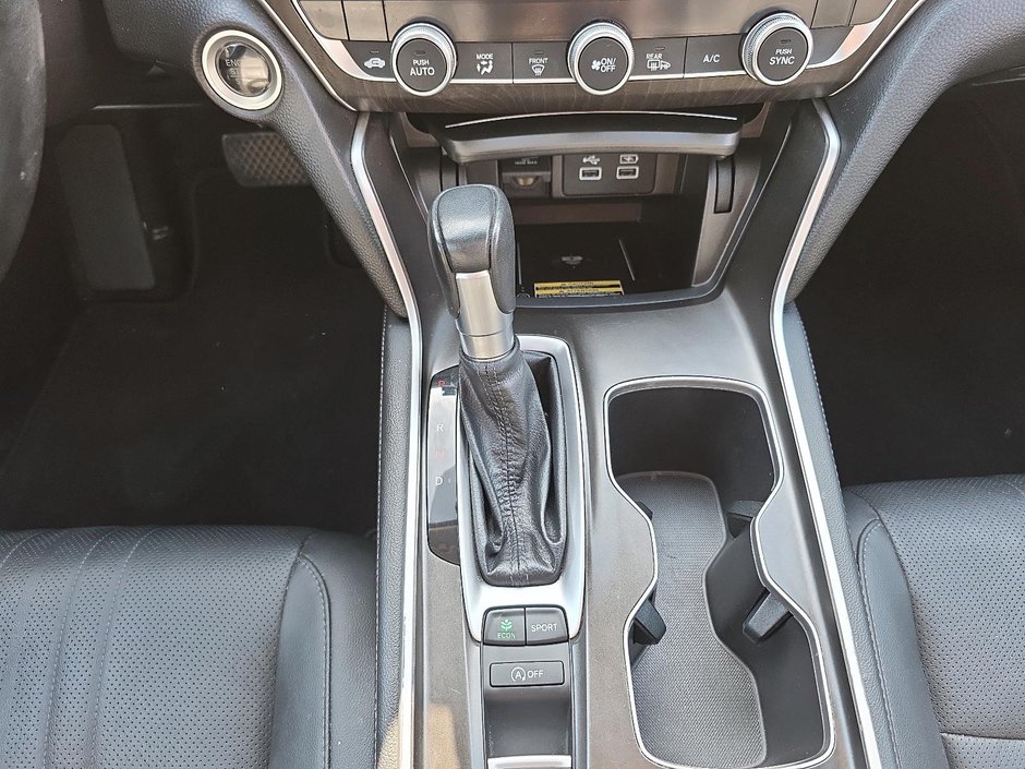 2021 Honda Accord Touring-12