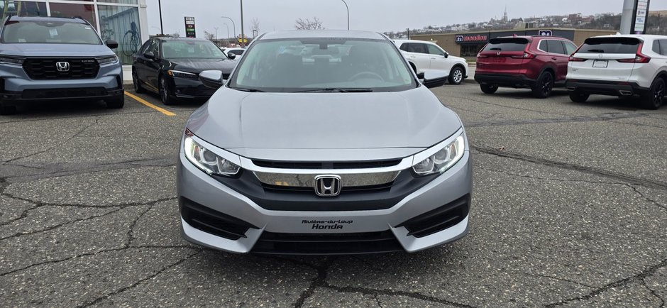 Honda CIVIC SDN LX  2016-2