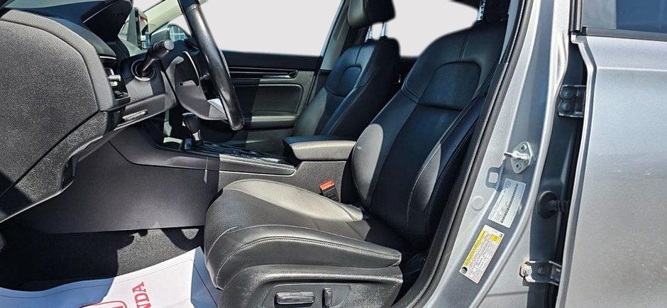 2022 Honda CIVIC SDN TOURING-19