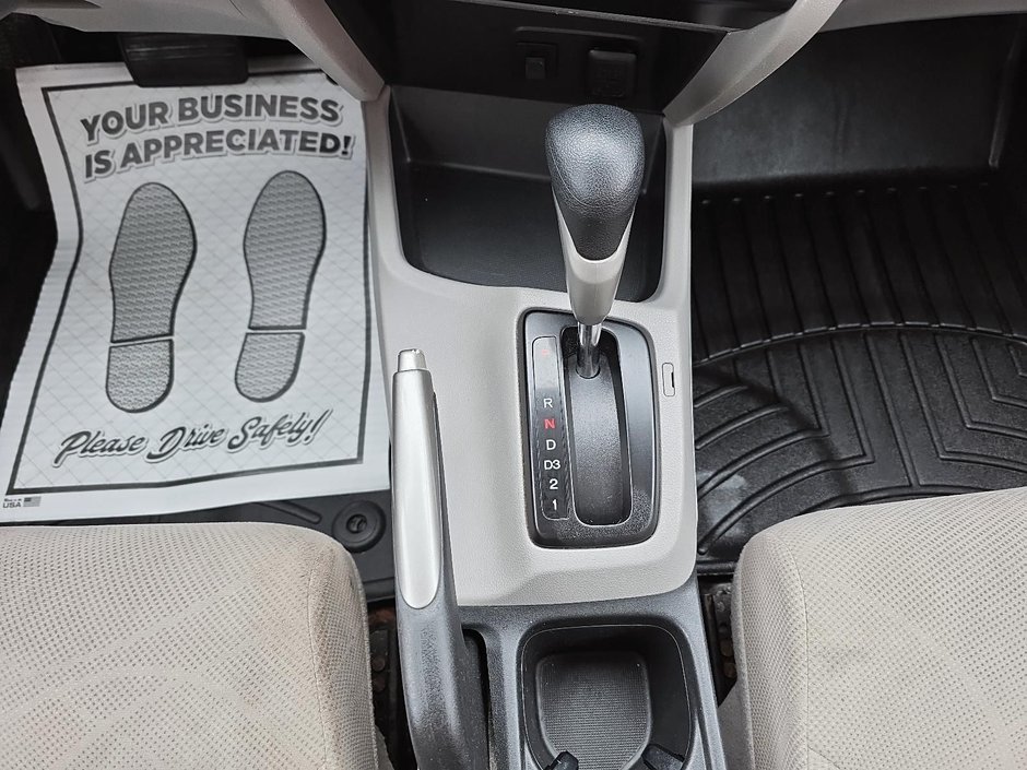 2012 Honda CIVIC LX-12