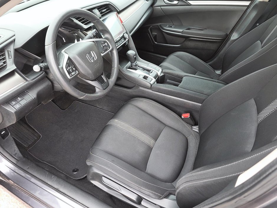 Honda Civic LX 2021-6