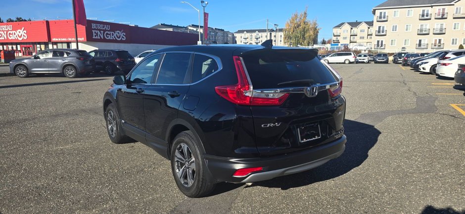 Honda CR-V LX AWD  2017-7