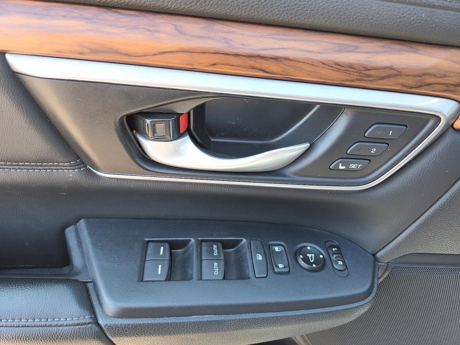 2019 Honda CR-V Touring-9
