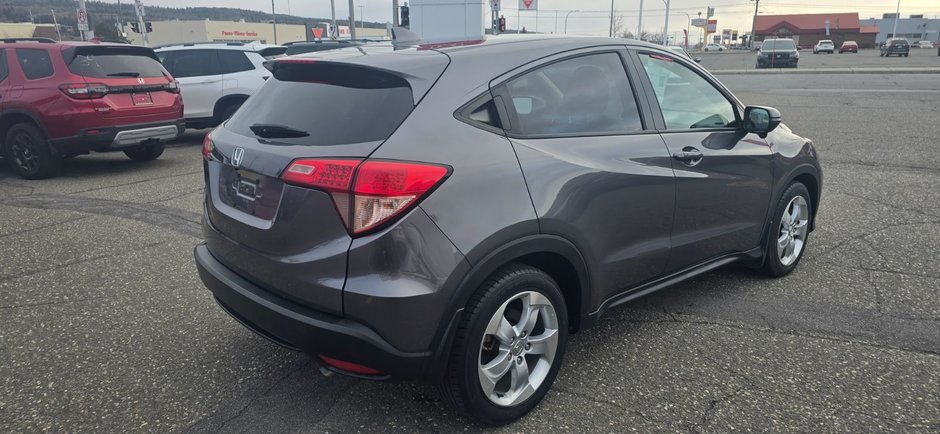 Honda HR-V EX  2016-5